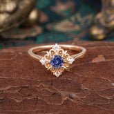 Romantic Vintage 4-Prong Round Cut Tanzanite Ring